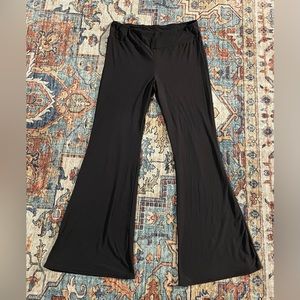 No Boundaries XL (15-17) Black Flare Leggings